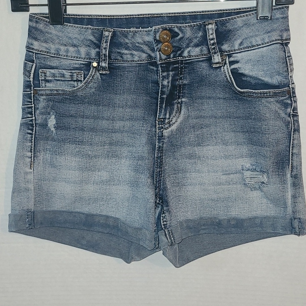Blue jean shortie shorts Vanilla Star size 3 cuffed denim distressed